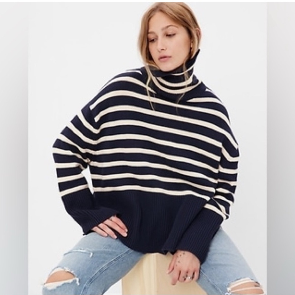 GAP Navy and Cream Striped Turtleneck Sweater - Picture 4 of 7